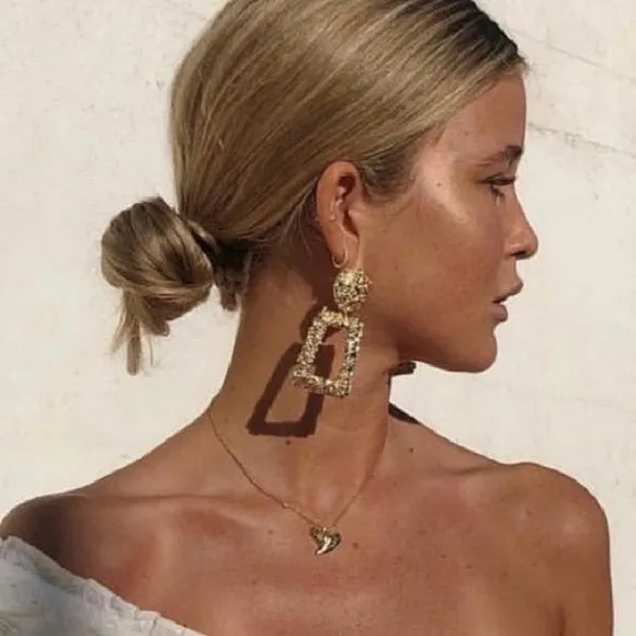 DANI GOLD DROP EARRINGS