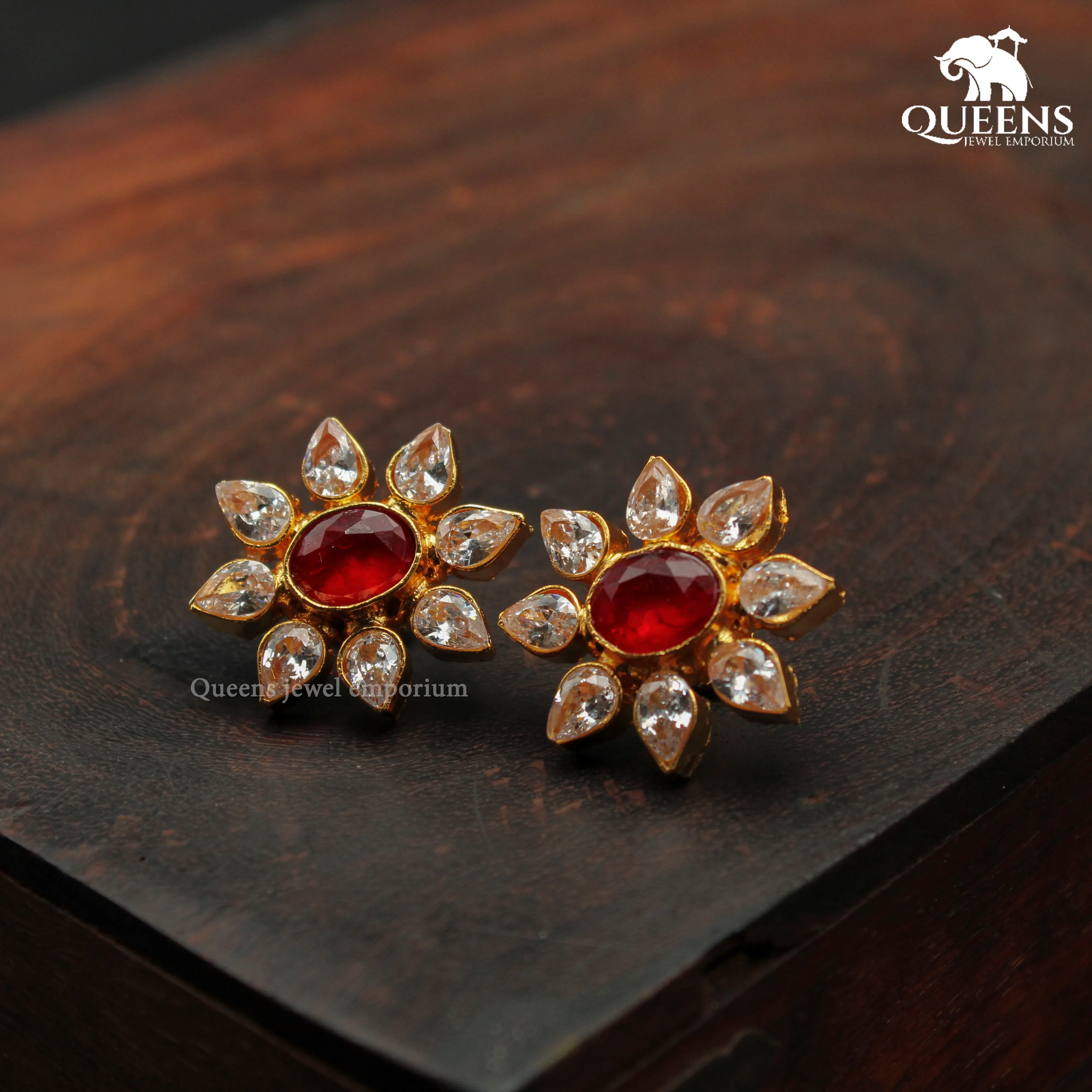 GAURAVYA SIMPLE EARRING