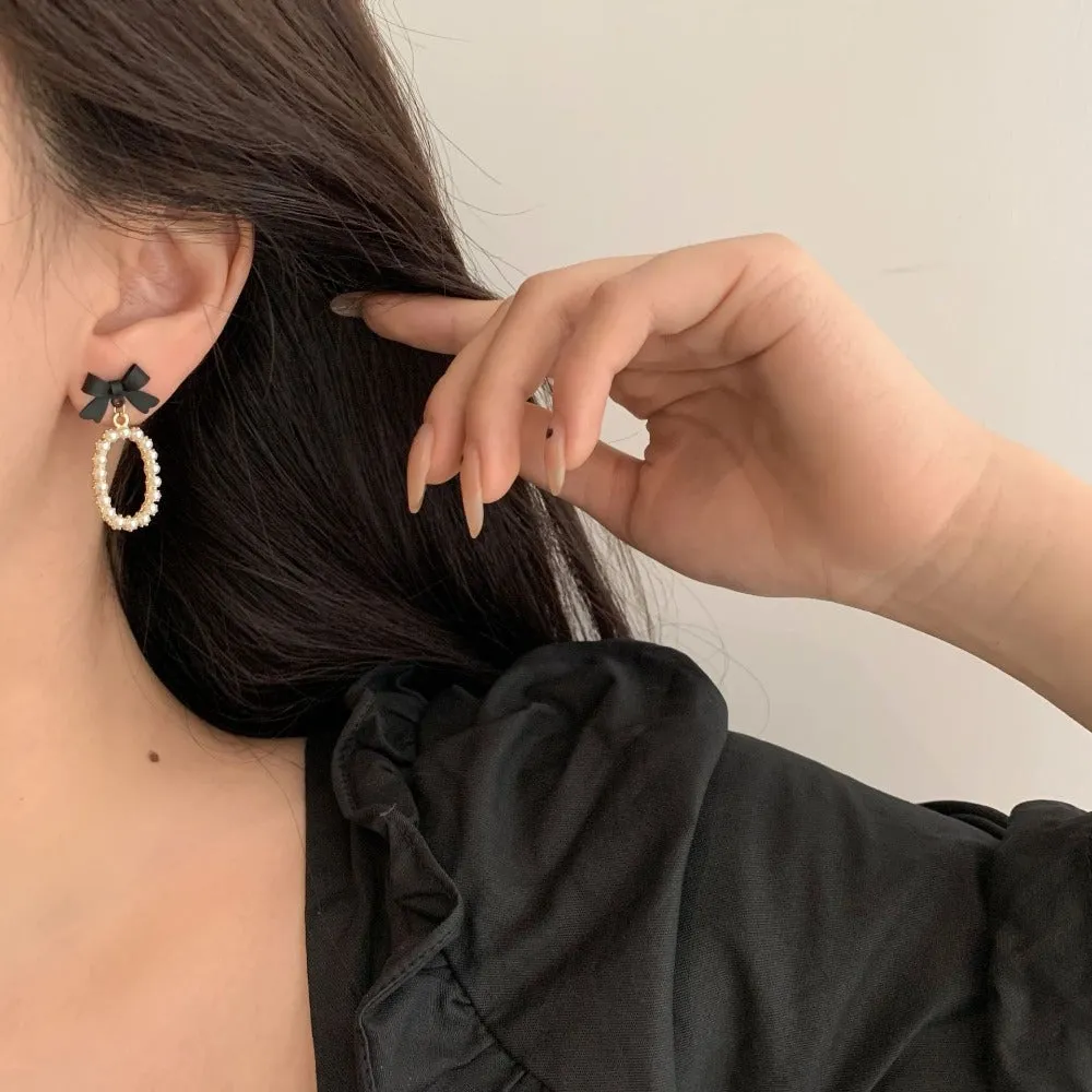 Korean Black Bow Tie Pearl Earrings