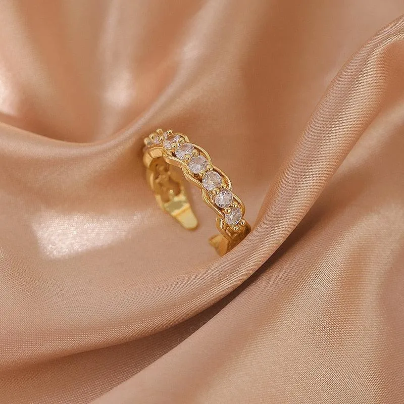 Luxury Gold Color Pearl Zircon Rings for Woman