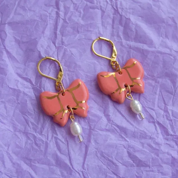 Meghan MacWhirter Bow Clasp Pearl Earrings